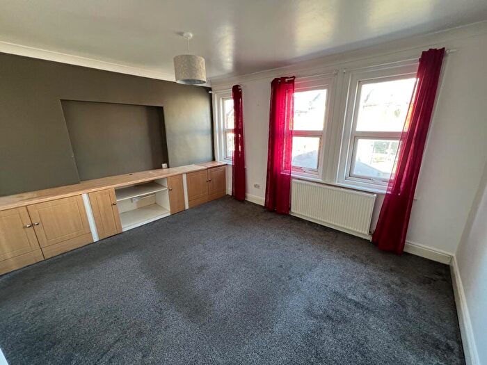 1 Bedroom Flat To Rent In Woolston, SO19