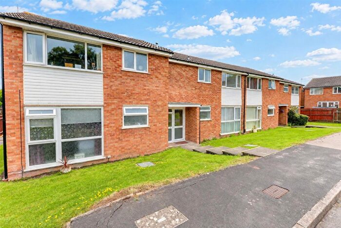 1 Bedroom Flat To Rent In Markham Drive, Whitnash, Leamington Spa, CV31