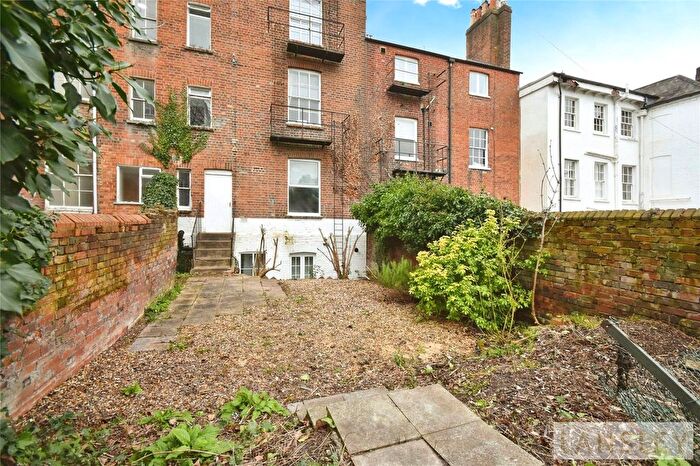 1 Bedroom Flat To Rent In Castle Hill, Reading, RG1