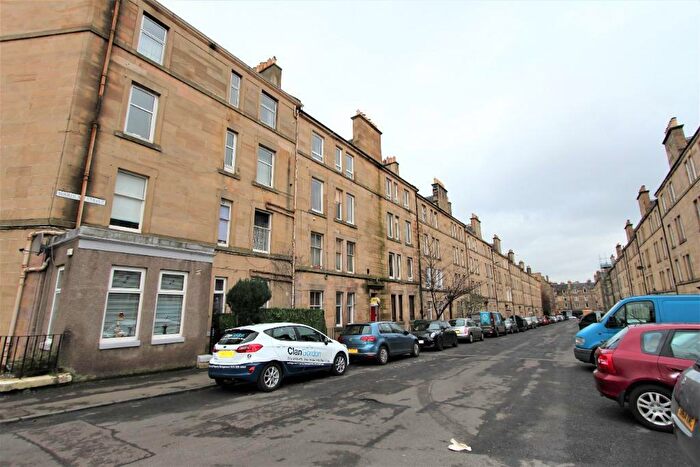 1 Bedroom Flat To Rent In Wardlaw Street, Gorgie, Edinburgh, EH11
