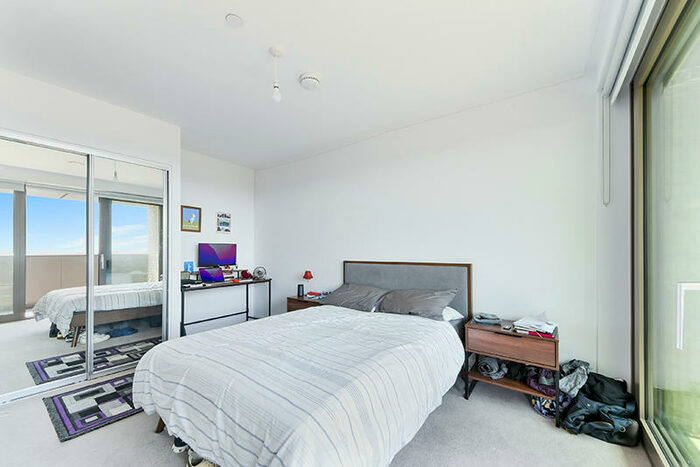 2 Bedroom Apartment To Rent In Seven Sisters London, N15