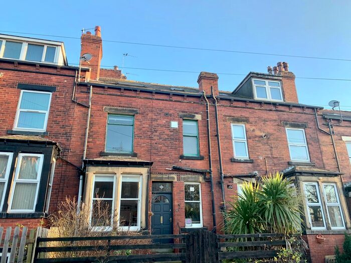 3 Bedroom Property To Rent In Hesketh Terrace, Kirkstall, Leeds LS5