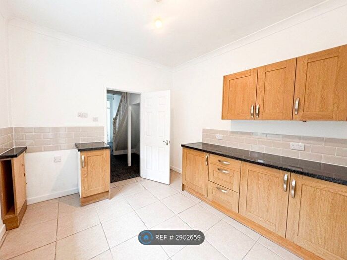 3 Bedroom Terraced House To Rent In Fairoak Avenue, Newport, NP19