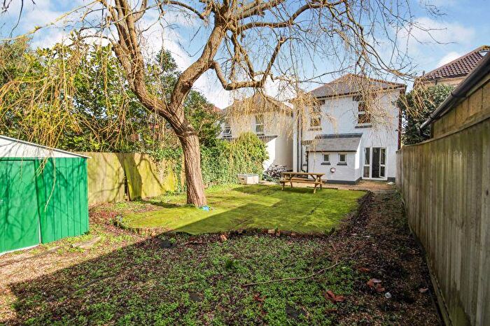 4 Bedroom Detached House To Rent In Bengal Road, Bournemouth, BH9