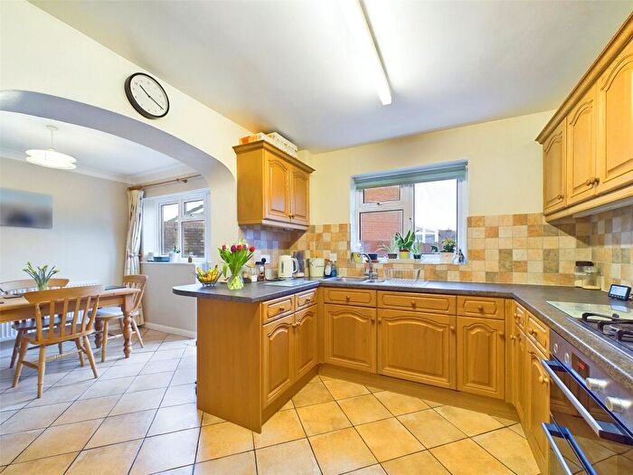 4 Bedroom Detached House For Sale In Springvale Avenue, Bournemouth, BH7
