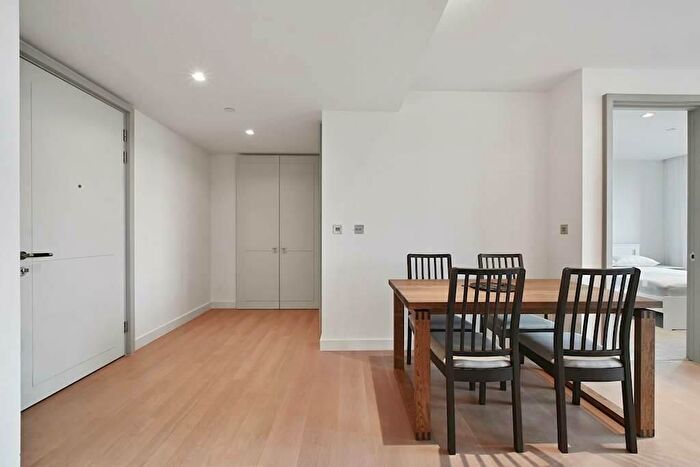 1 Bedroom Flat To Rent In Garrett Mansions, Edgware Road, W2