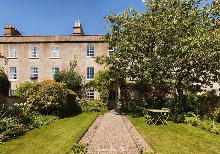 3 Bedroom Flat For Sale In Church Road, Combe Down, Bath, BA2
