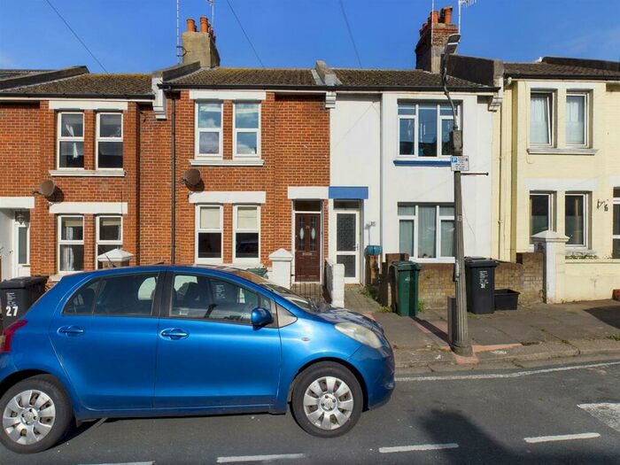 3 Bedroom Terraced House To Rent In Redvers Road, Brighton, BN2