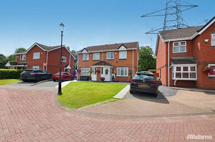 3 Bedroom Semi-Detached House For Sale In Tetchill Close, Runcorn, WA7