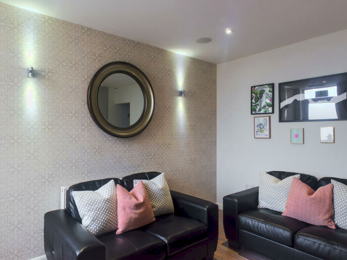 4 Bedroom Terraced House To Rent In Kimberley Road, Newcastle-under-Lyme, ST5