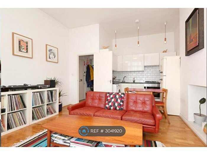 1 Bedroom Flat To Rent In West Bank, London, N16