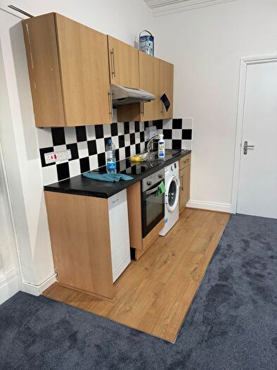 1 Bedroom Flat To Rent In Whitehall Road, Thornton Heath, CR7