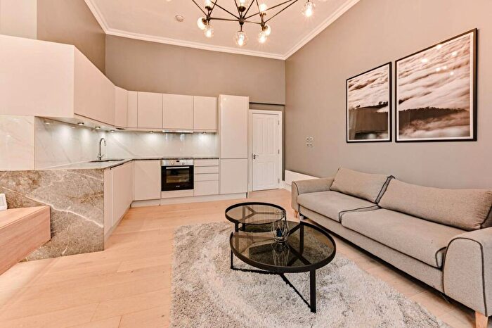 2 Bedroom Flat For Sale In Finborough Road, Chelsea, London, SW10