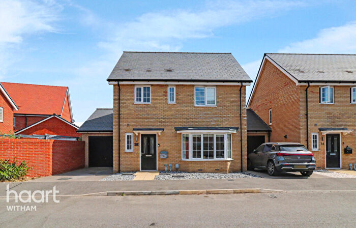 3 Bedroom Detached House For Sale In Flemming Way, Witham, CM8