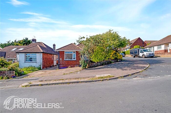 2 Bedroom Bungalow For Sale In North Lane, Portslade, Brighton, East Sussex, BN41