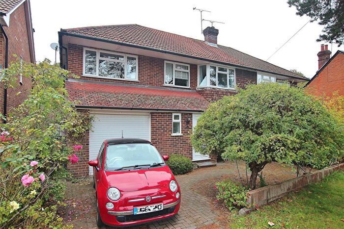 4 Bedroom Semi Detached House For Sale In Brookwood, Woking, Surrey, GU24