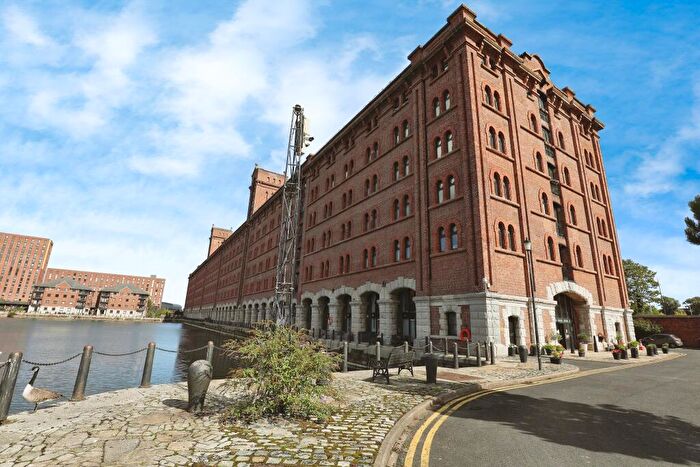 2 Bedroom Flat For Sale In Waterloo Road, Liverpool, L3