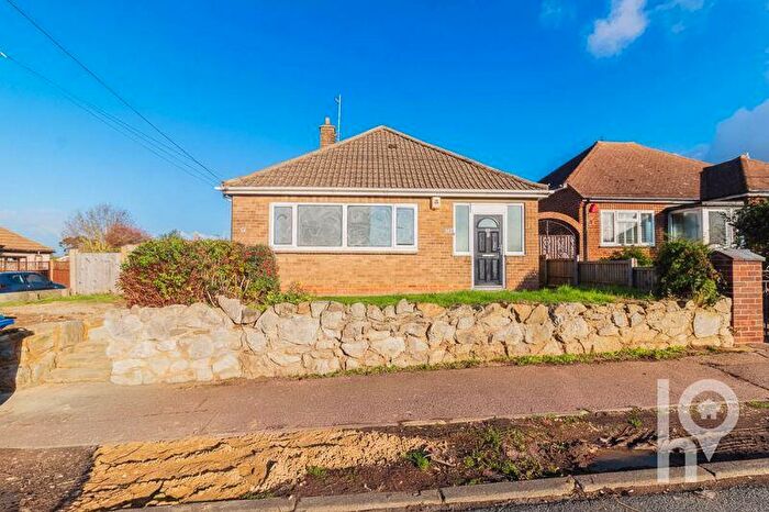 3 Bedroom Detached Bungalow For Sale In Holmside Avenue, Halfway, ME12
