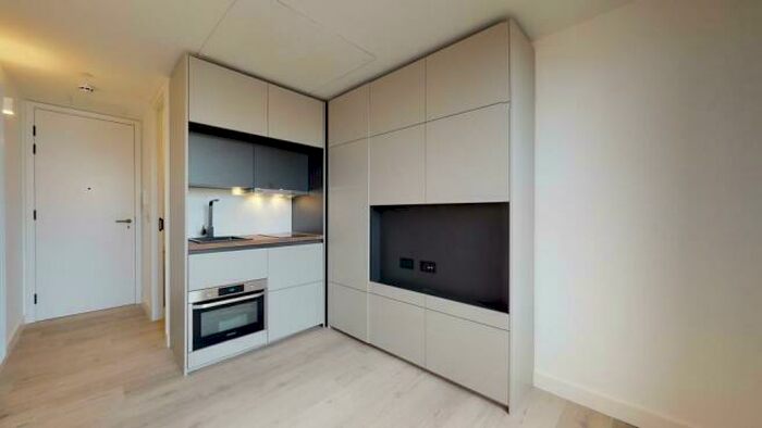 Studio To Rent In Shields Road, Newcastle Upon Tyne, NE6