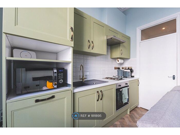 1 Bedroom Flat To Rent In Warwick Way, London, SW1V