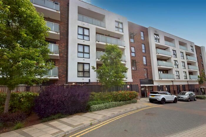 2 Bedroom Flat To Rent In Williams Way, Wembley, HA0