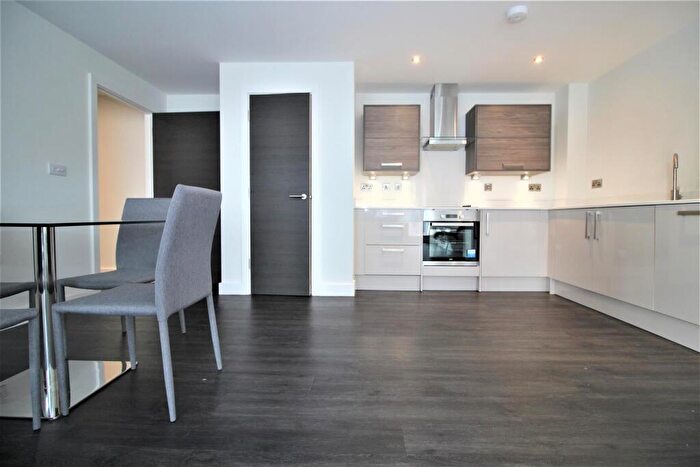 2 Bedroom Apartment To Rent In Agin Court, Charles Street, Leicester, LE1