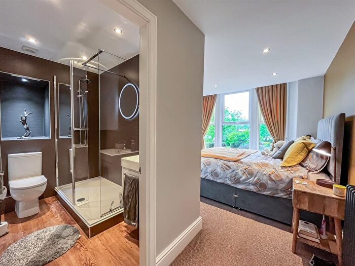 1 Bedroom Flat For Sale In Manchester Road, Buxton, SK17