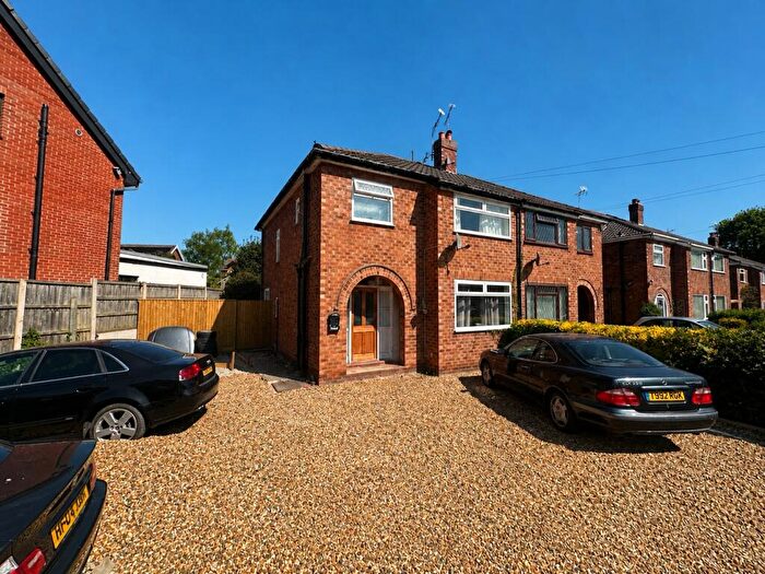 3 Bedroom Semi-Detached House For Sale In Hawthorn Road, Christleton, Chester, Cheshire, CH3