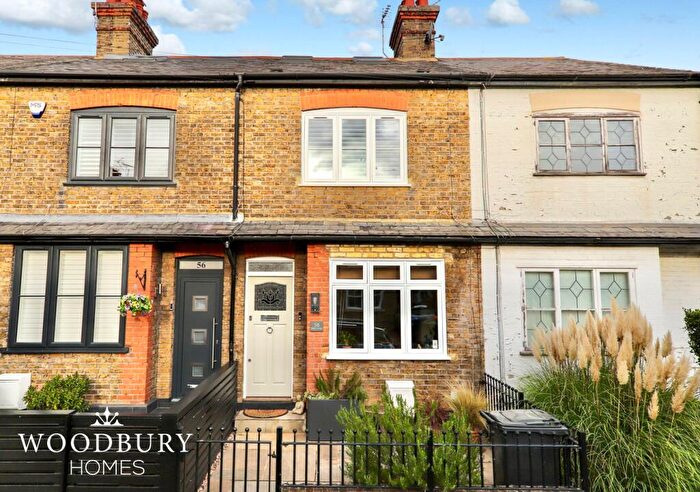 3 Bedroom Terraced House For Sale In Meadow Road, Loughton, IG10