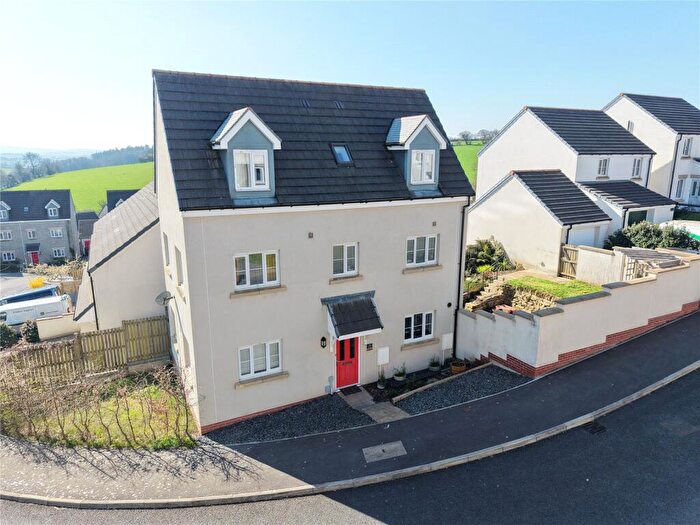 4 Bedroom Detached House For Sale In Chestnut Drive, Launceston, Cornwall, PL15