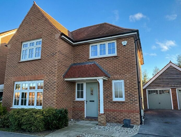 4 Bedroom Detached House For Sale In Pickering Place, Garforth, Leeds, LS25