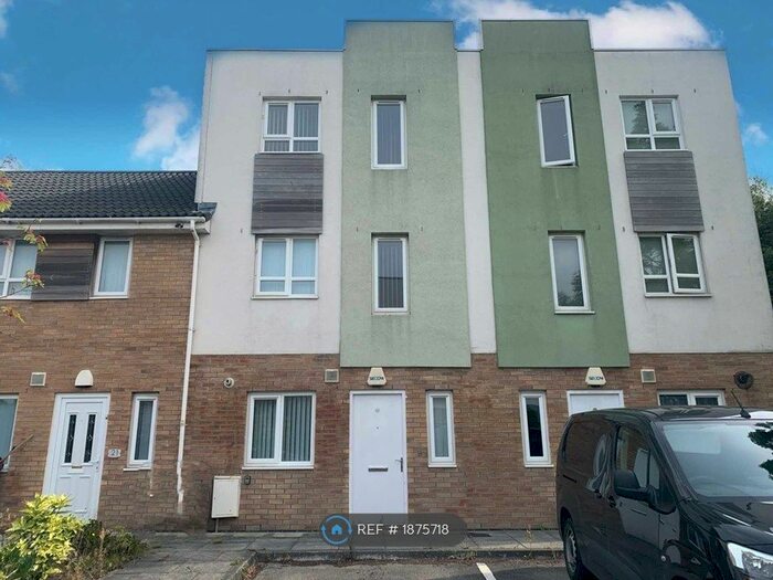 4 Bedroom Terraced House To Rent In Hawthorne Drive, Liverpool, L33