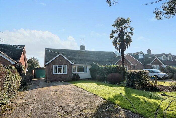 3 Bedroom Semi-Detached House For Sale In Green Lane, Roxwell, Chelmsford, CM1
