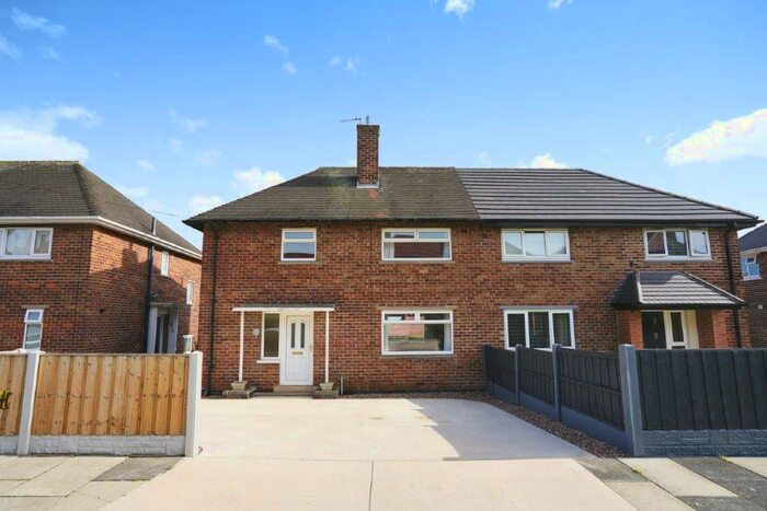 3 Bedroom Semi-Detached House To Rent In Cotleigh Avenue, Hackenthorpe, Sheffield, S12