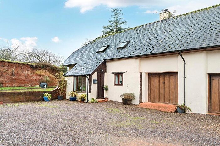 4 Bedroom Semi Detached House For Sale In Plymtree, Cullompton, EX15