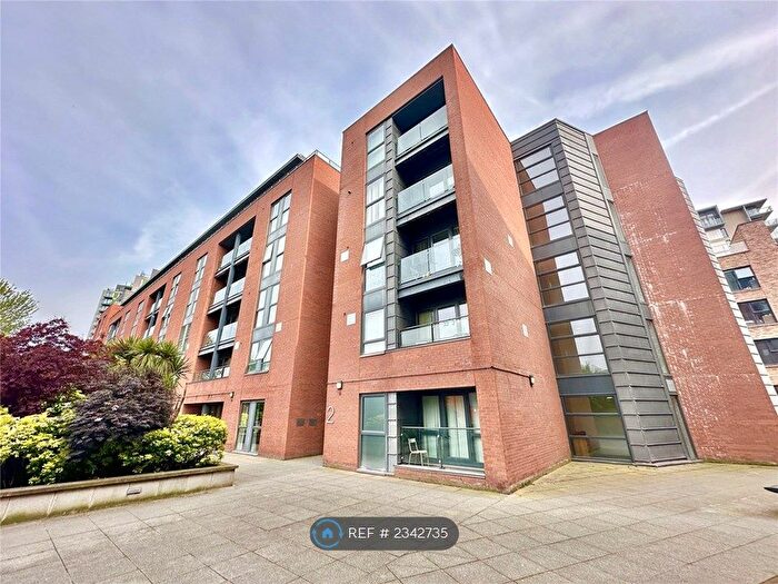 2 Bedroom Flat To Rent In Quebec Building, Salford, M3