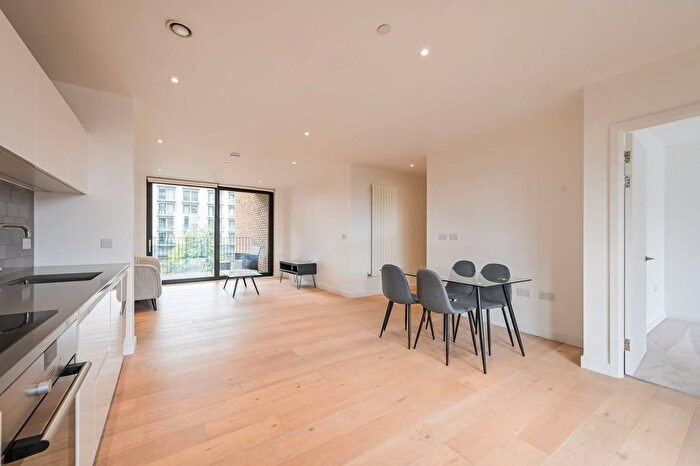 2 Bedroom Flat For Sale In Masthead House, Royal Docks, London, E16