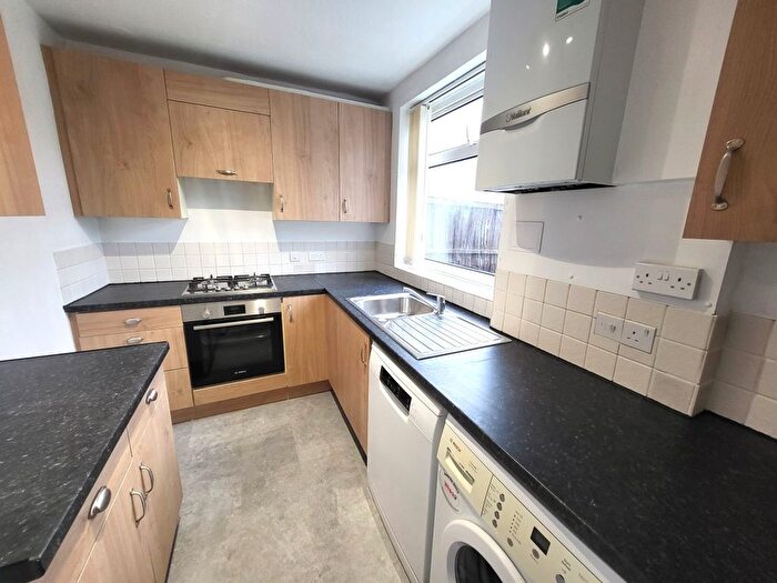 2 Bedroom Terraced House To Rent In Greatdown Road, Hanwell, W7