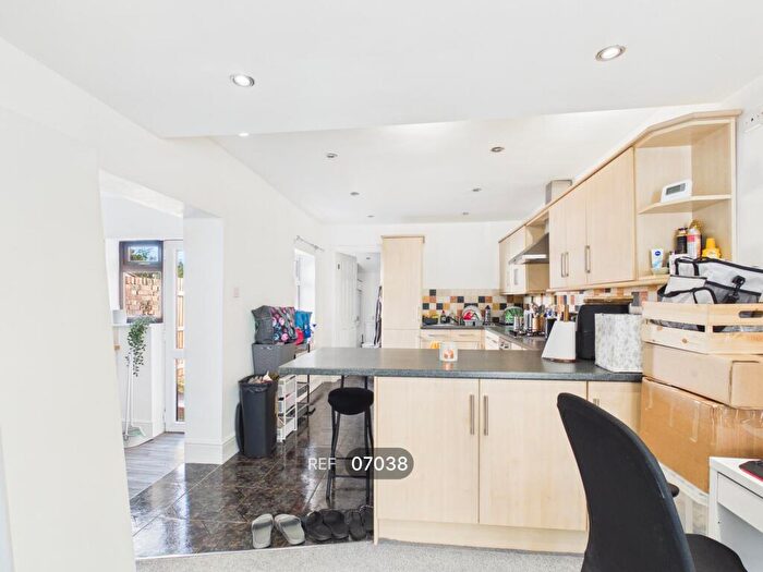 1 Bedroom Flat To Rent In Glebe Road, Peterborough, PE2