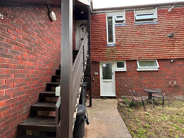 2 Bedroom Maisonette For Sale In Kirkstall Close, Eastbourne, East Sussex, BN22