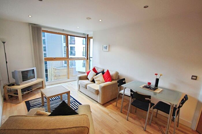 1 Bedroom Flat To Rent In Cartier House, The Boulevard, Leeds, West Yorkshire, LS10