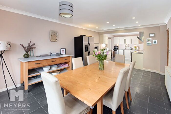 5 Bedroom Detached House For Sale In Highfield Drive, Ringwood, BH24