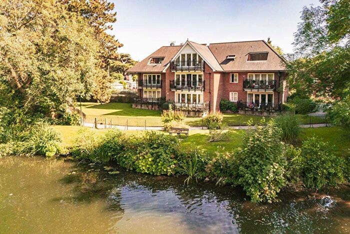 2 Bedroom Flat For Sale In Waterside House, Pangbourne On Thames, RG8