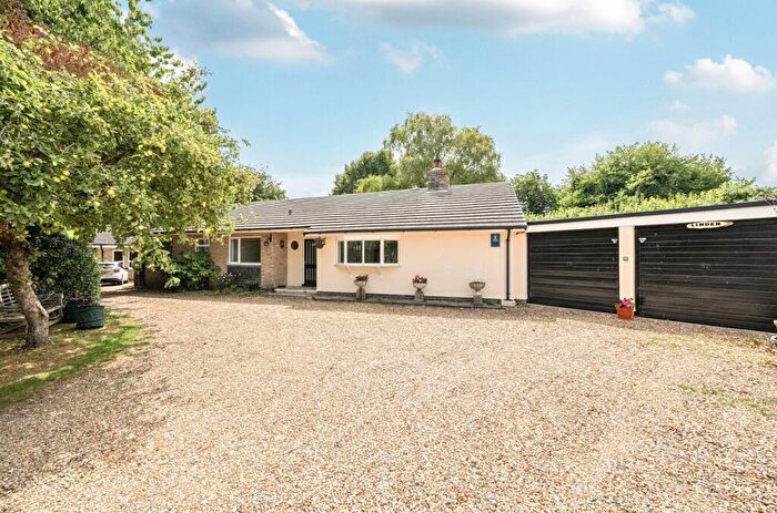3 Bedroom Detached Bungalow For Sale In Cow Lane, Kimpton, SP11