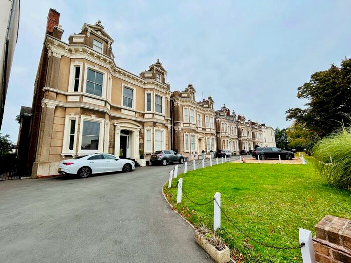 1 Bedroom Apartment To Rent In Clarendon Place, Leamington Spa, CV32