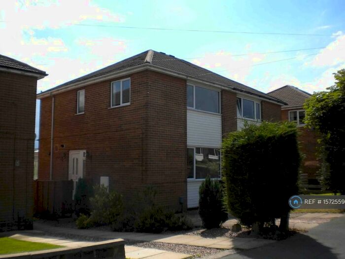 3 Bedroom Semi-Detached House To Rent In Patterdale Drive, Huddersfield, HD5