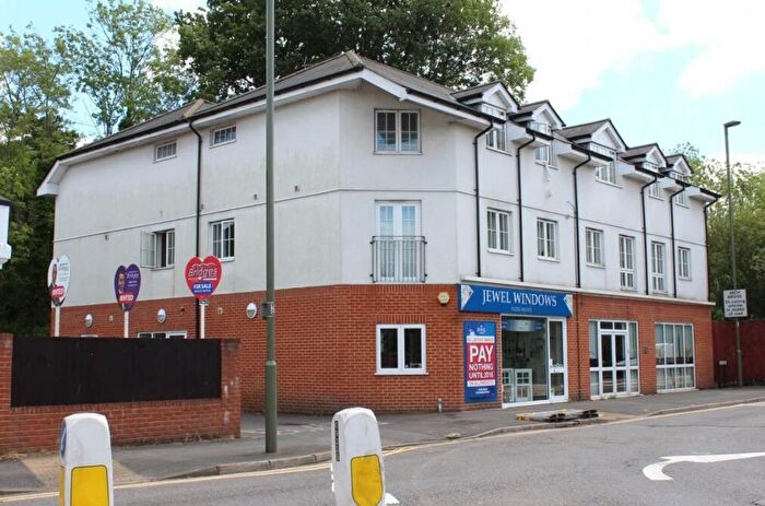 2 Bedroom Property To Rent In Vale Road, Ash Vale, Aldershot, Surrey, GU12