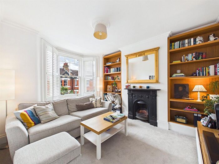 3 Bedroom Maisonette To Rent In Godstone Road, St Margarets, TW1