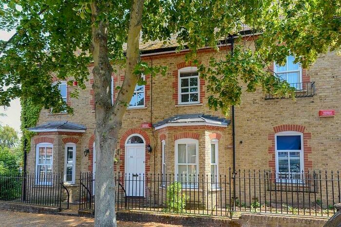 4 Bedroom Terraced House To Rent In Roper Road, Canterbury, CT2