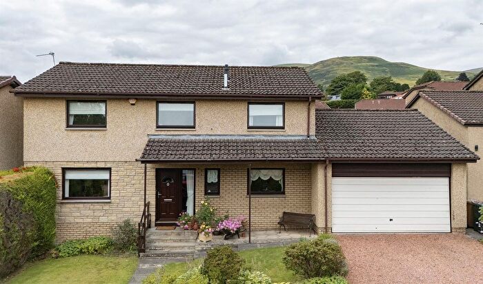 4 Bedroom Detached House For Sale In The Ness, Dollar, FK14